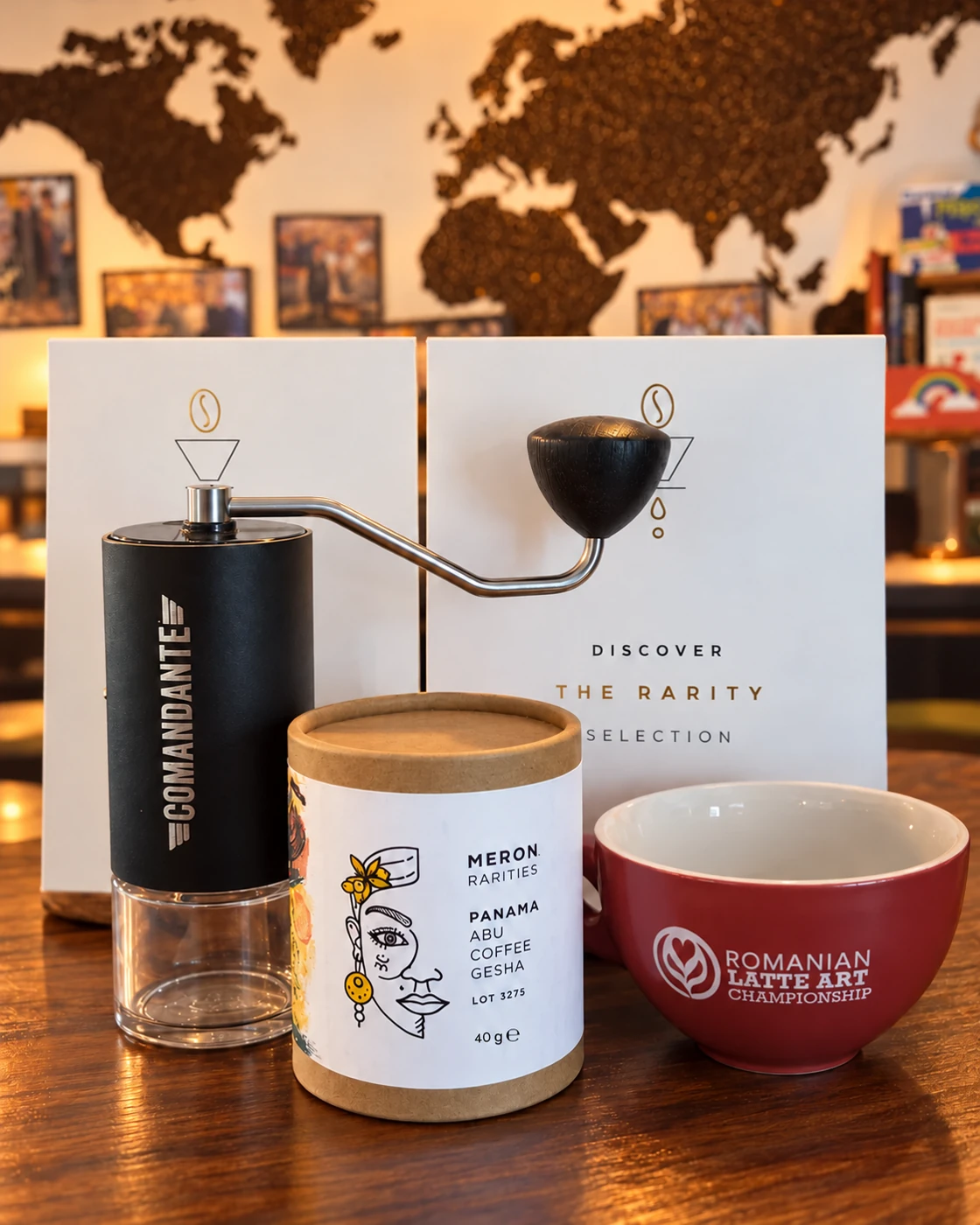 Meron Panama, râșnița manuală Comandante și ceașca La Barista